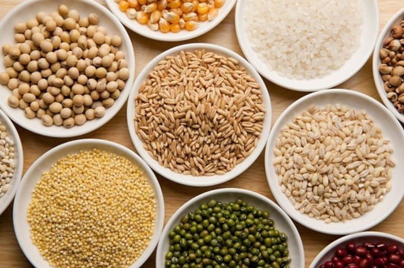 Ngoài việc sử dụng ngũ cốc cho gà đá thì anh em nên bổ sung thêm nhiều loại thức ăn khác để gà tăng cường sức mạnh